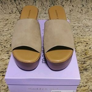 MADDEN GIRL Karrmen Wedge - 9M